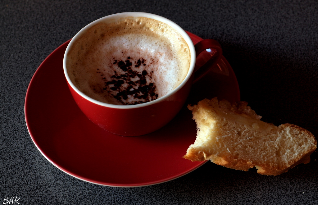 Cappuccino and cake