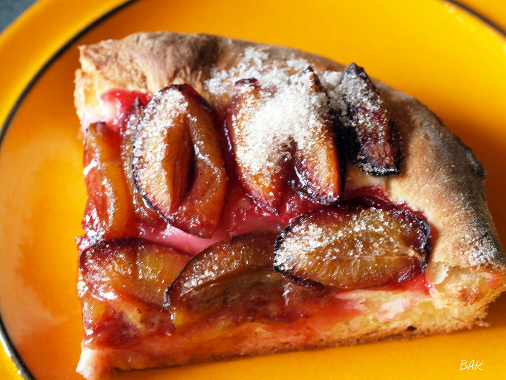 Tarte au prune, or simple Zwetschgenkuchen