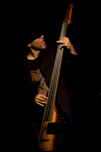 <b>4th</b>: Bass line<br>by Alex