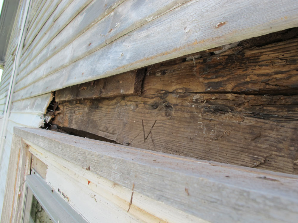 wall-repair-05-28-2010-2.jpg