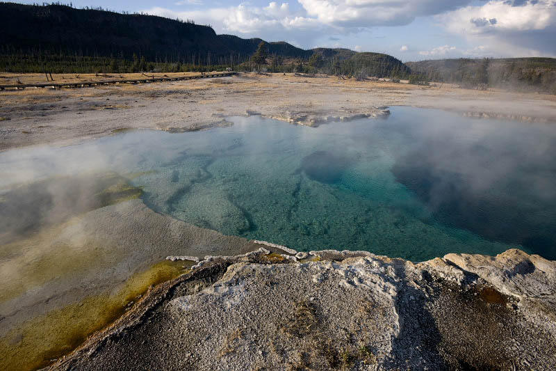 Black Sand Geyser Basin, Handkerchief Pool