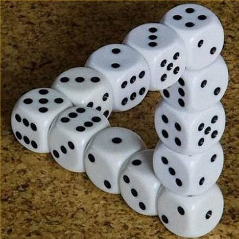 impossible-triangle-with-dice.jpg