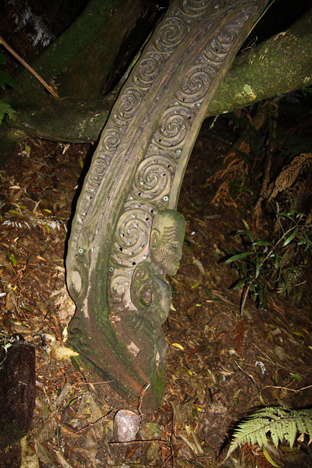 War Canoe-Detail_displ.jpg