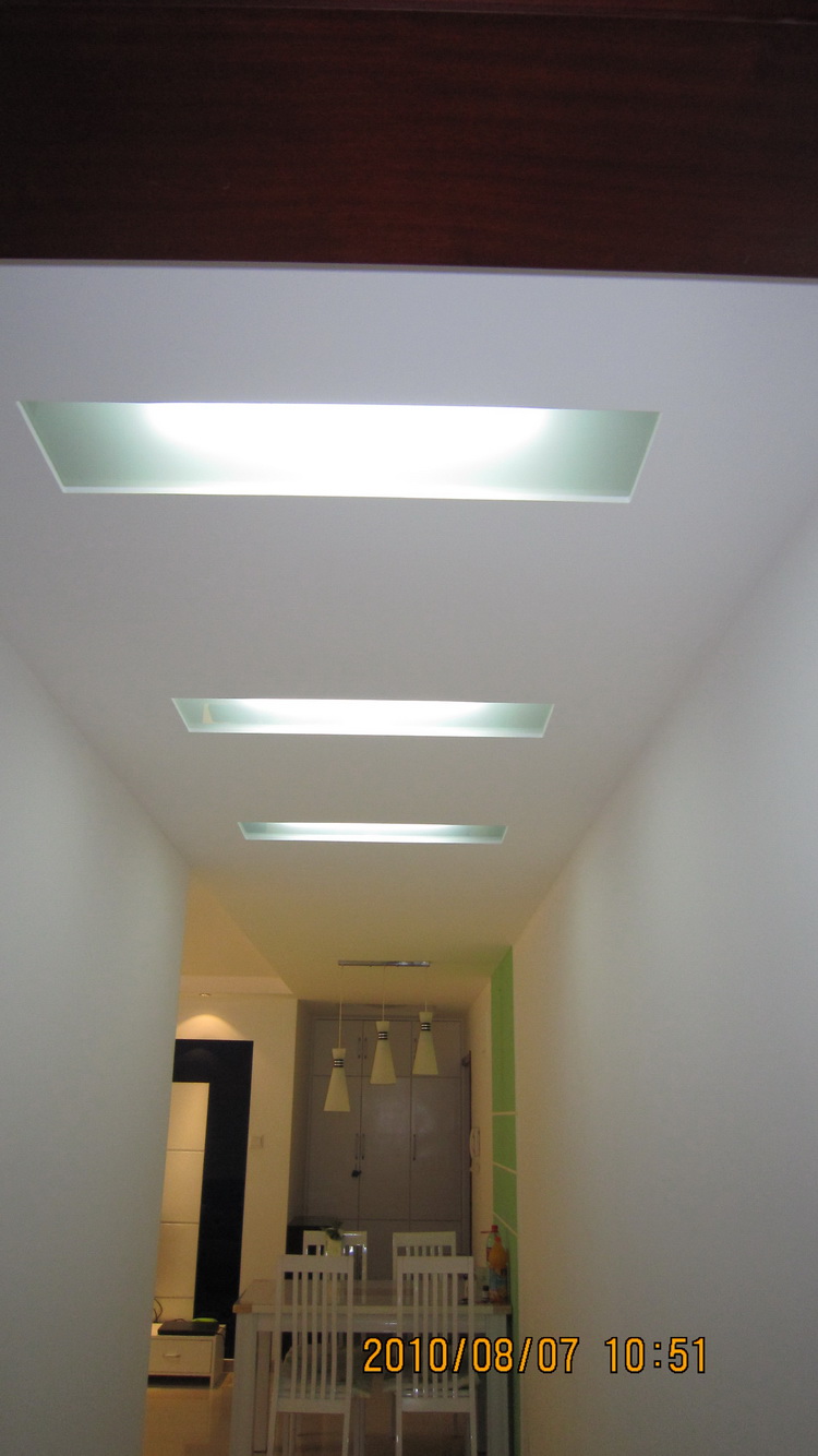 corridor lights.JPG