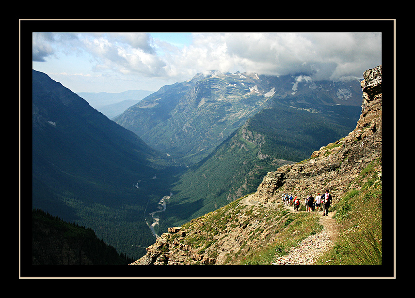 Hikers on the Highline Trail
