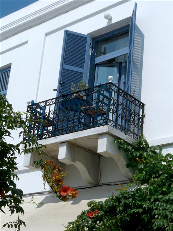 495 Hotel Dina Paros.jpg