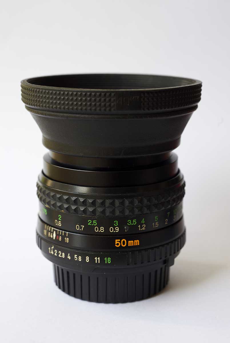 Generic 49mm rubber hood