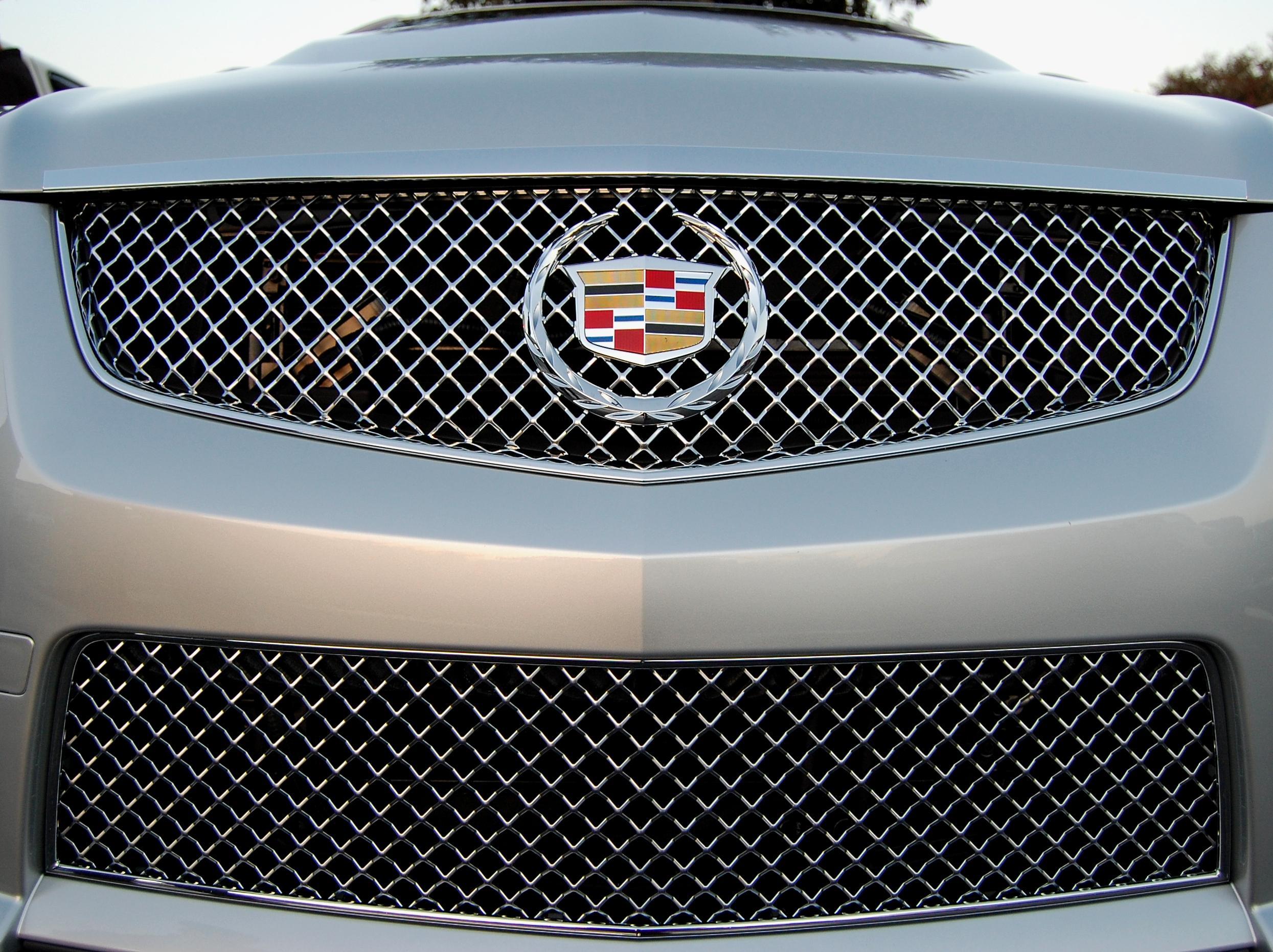 Cadillac CTS-V grill