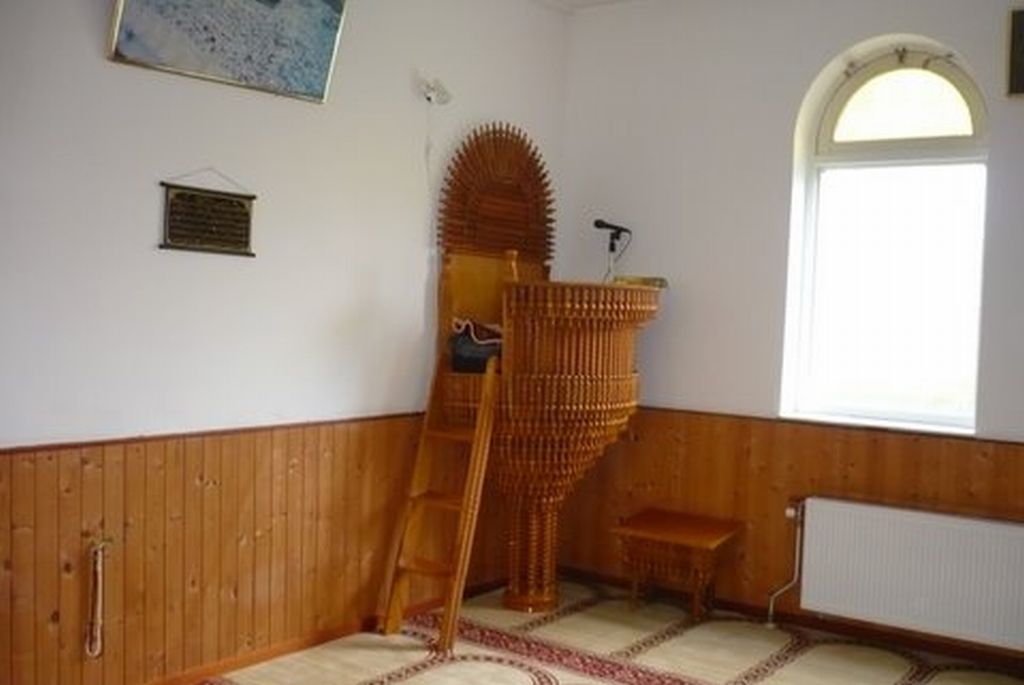 Heerenveen, moskee Turkse interieur 4 [004], 2009.JPG