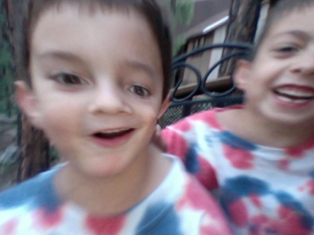 o3/63/548463/1/127404752.sMqLAWB4.Photoon20100712at19.085.jpg