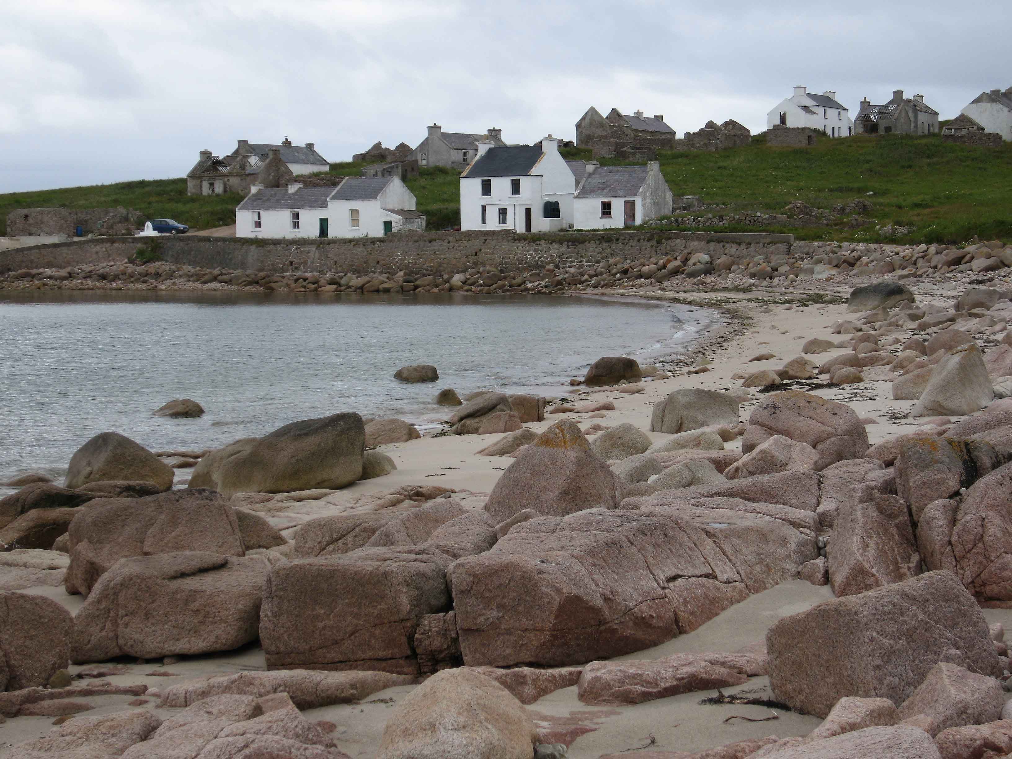 Village Inishmeane.jpg