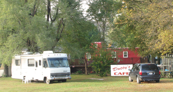 Katyrest-Caboose-home-for-n.jpg