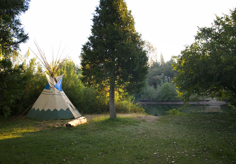 Tepee_8269.jpg