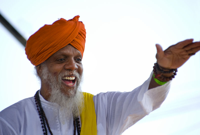 Dr  Lonnie Smith  9088