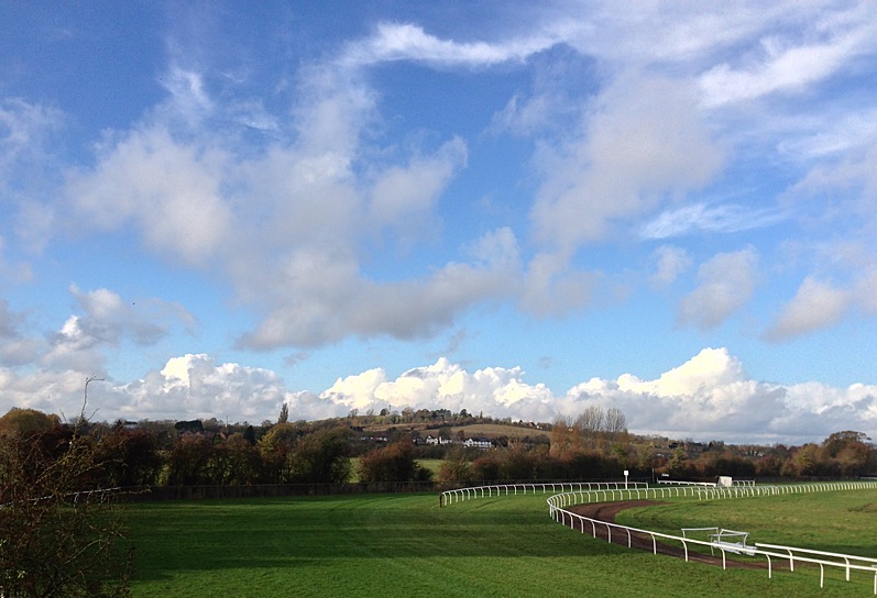 Racing clouds<br>10 November 2012 (437)