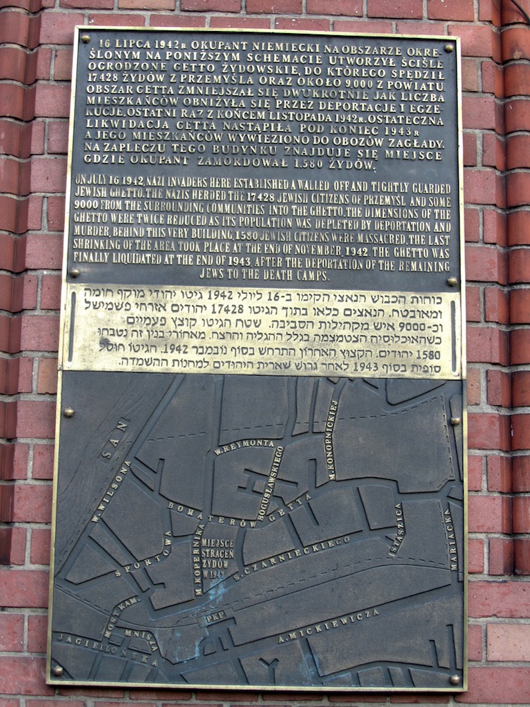 a memorial map of the ghetto boundaries