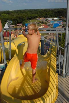 09 Heights Family Night @ Hawaiian Falls