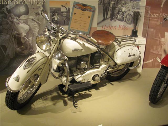 victoria graduation museum 045 (Small).JPG