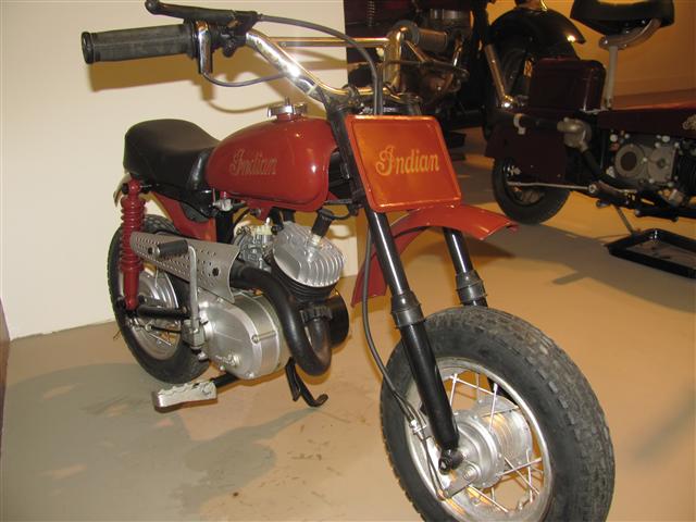 victoria graduation museum 063 (Small).JPG