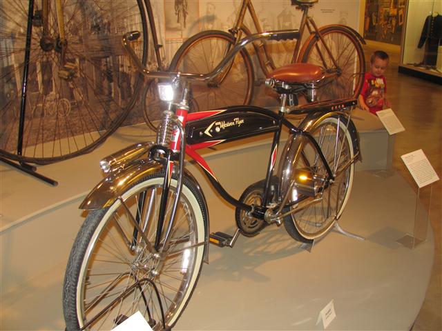 victoria graduation museum 090 (Small).JPG