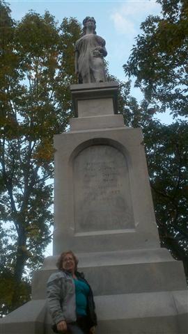 First women to be honored with a statue
