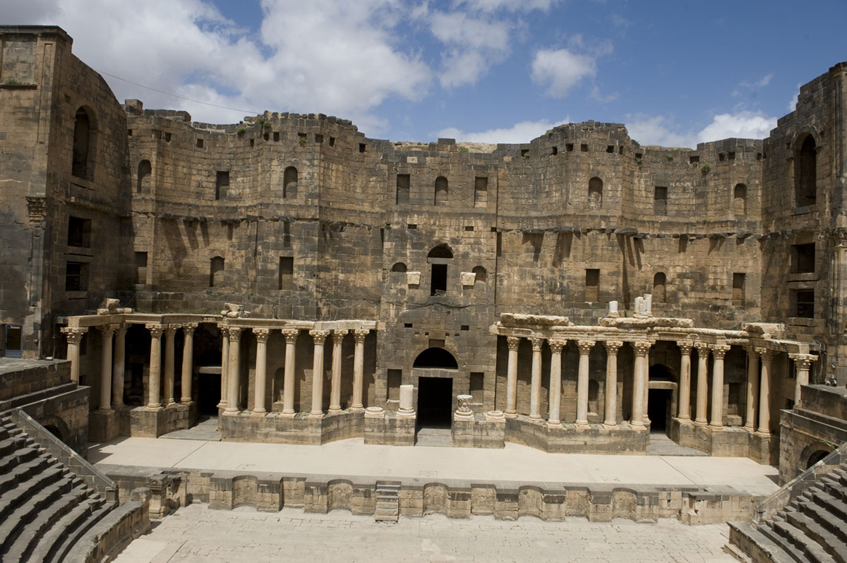 Bosra apr 2009 0644.jpg