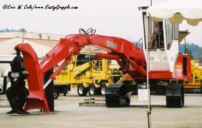 Madill 1800 Heel Boom Loader