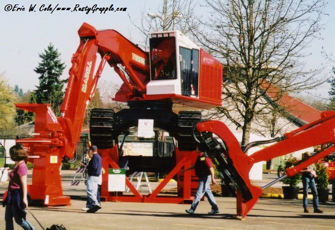 Madill T2250 Buncher - 24 Saw