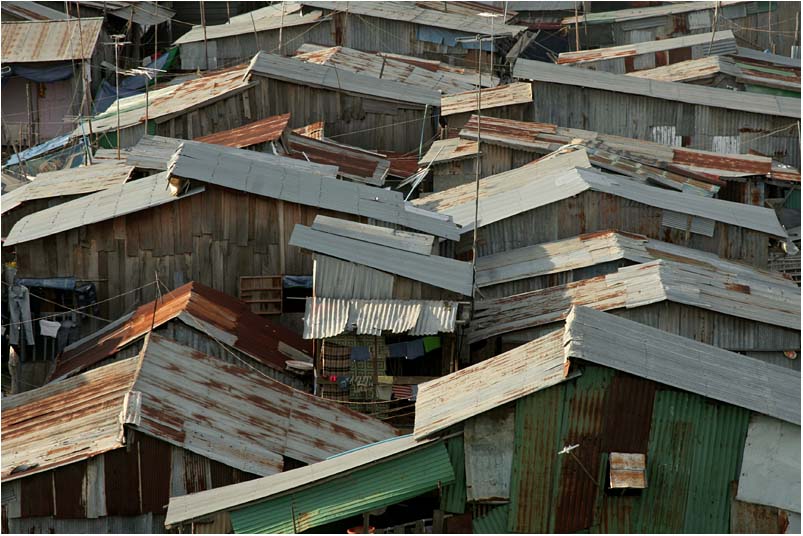 settlement roofs-Phnom Penh