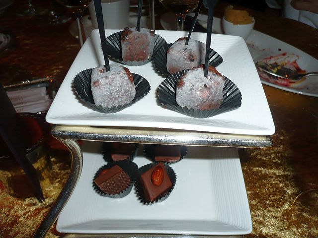 petit fours