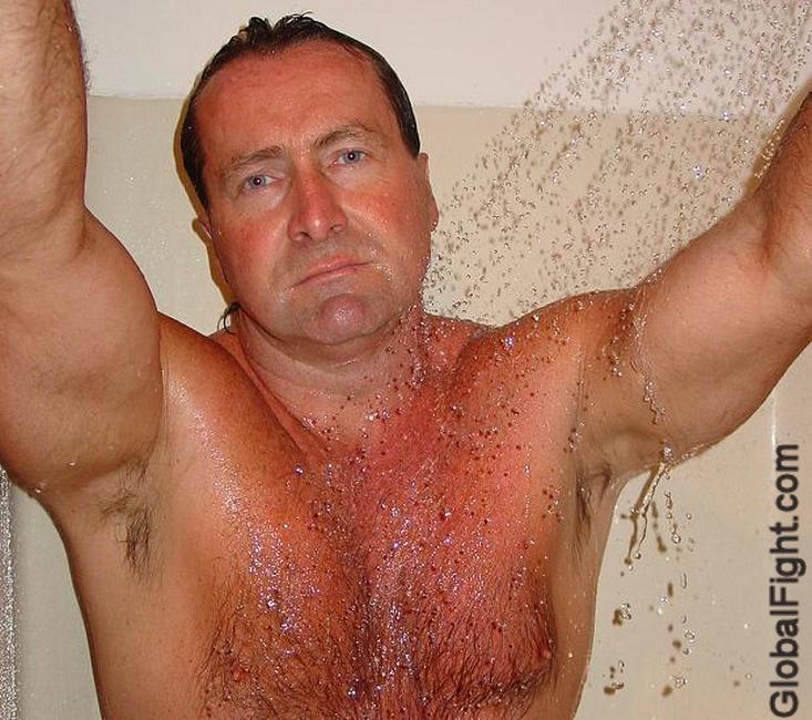 armpits wet bathing daddie.jpg