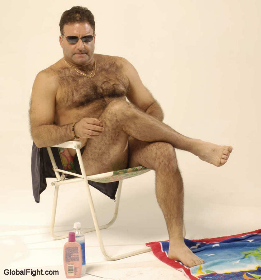 candid beach photos men shirtless.jpg