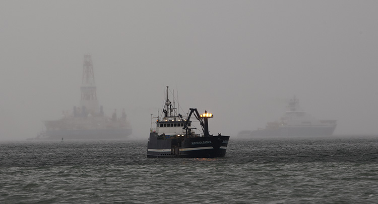 The Kulluk heads back out to sea