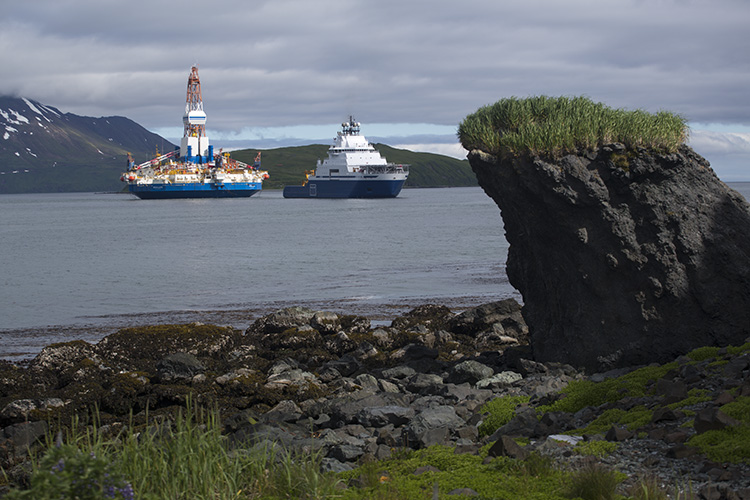 Aiviq tows the Kulluk in Captains Bay