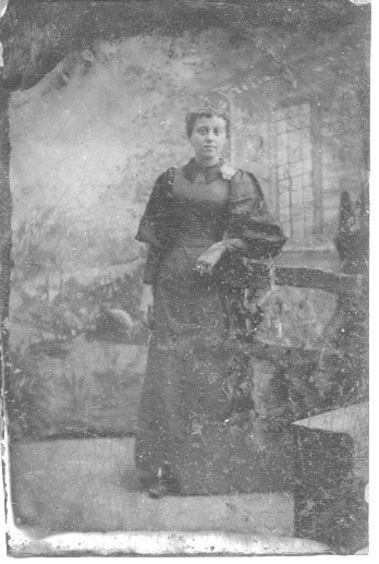 fMaria Rosa Kempf ca1875.jpg