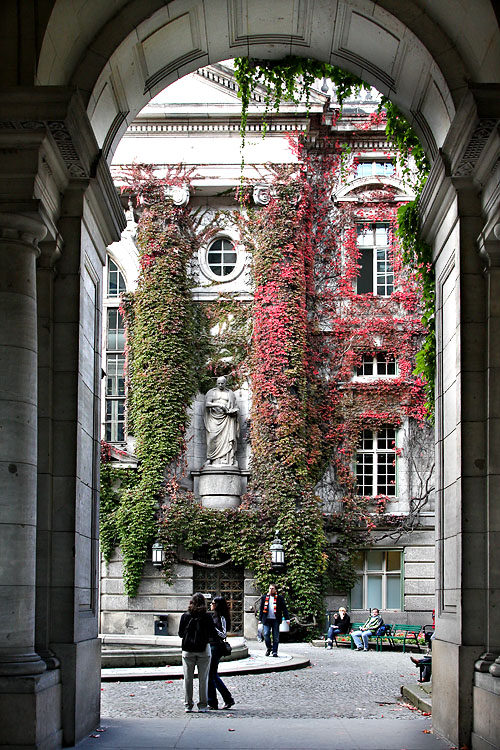 National Library 1.jpg