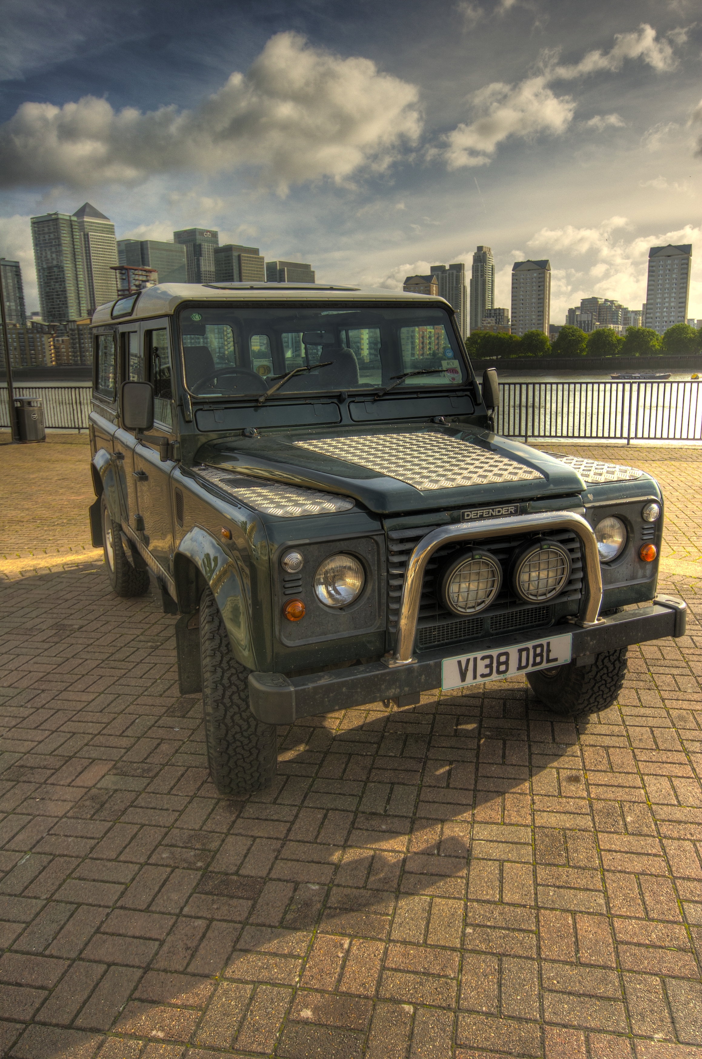 2011-09-11 Land Rover Competition 016780_20D HDR.jpg