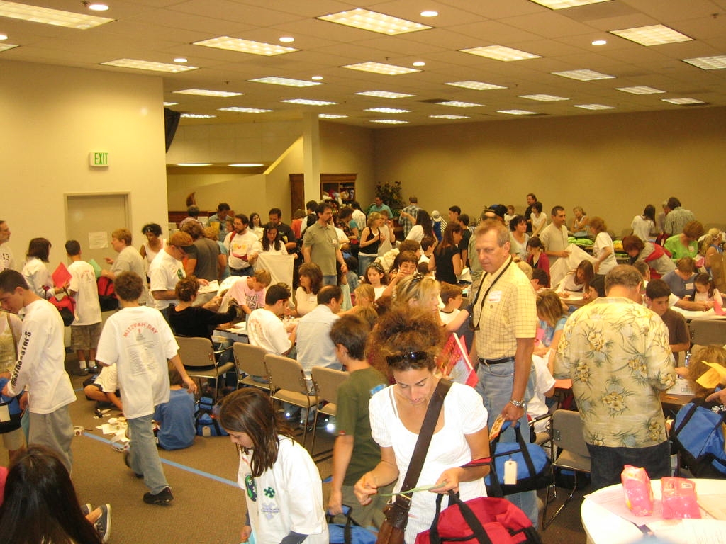 Mitzvah Day Group.JPG