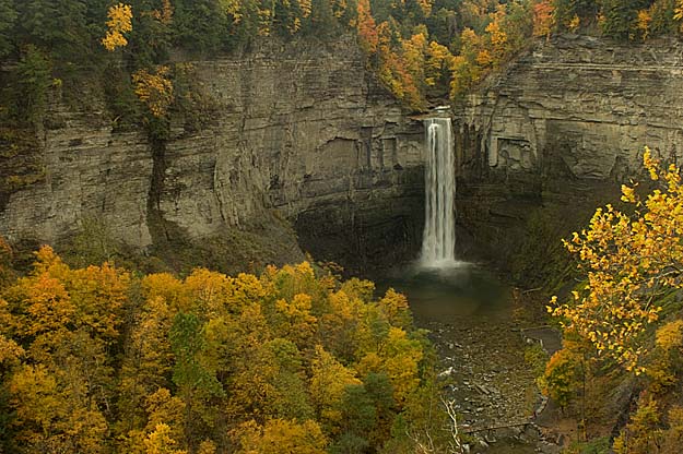 TAUGHANNOCK FALLS.jpg