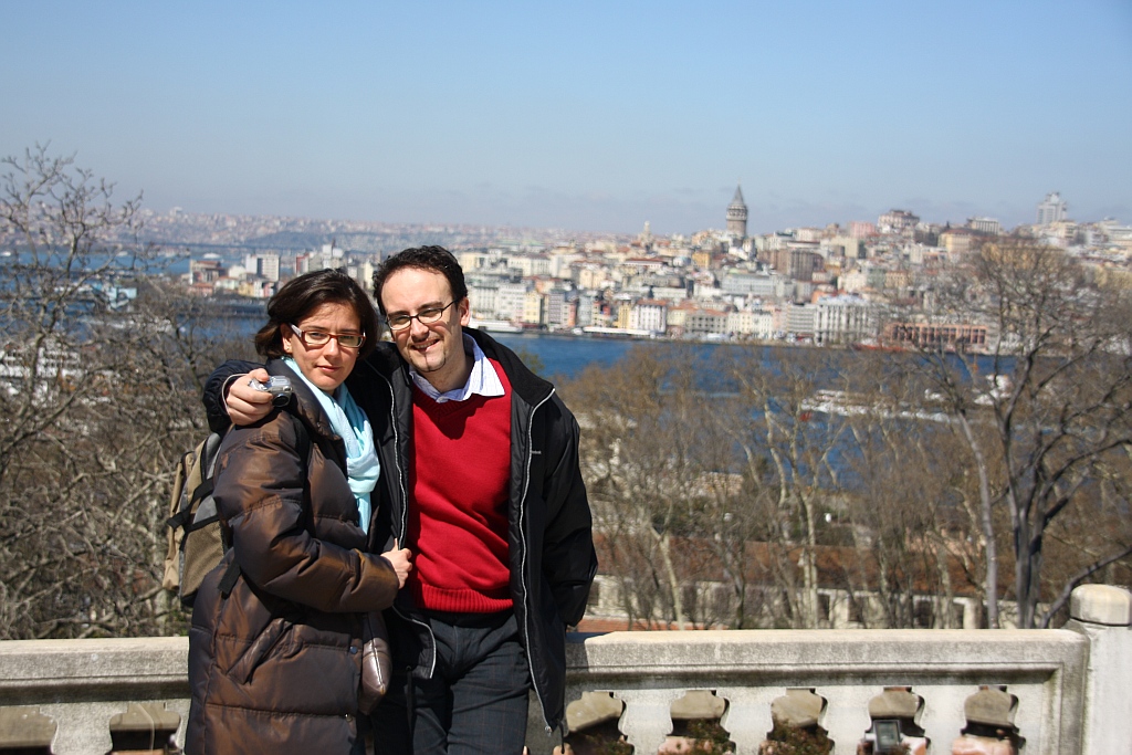 Benneth and Beatris 051.jpg Topkapi Palace, view towards Galata