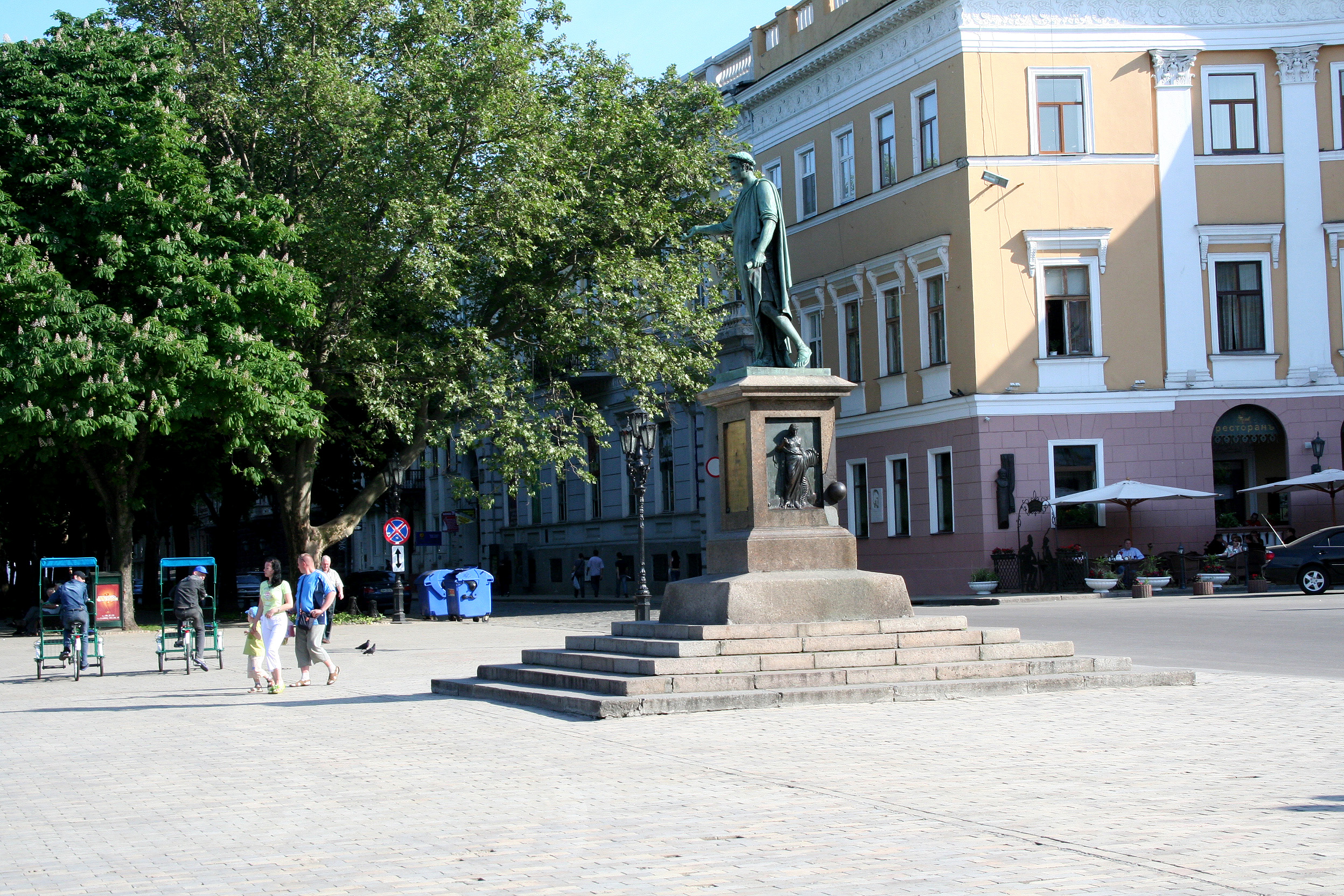 Statue in the square of the founder of Odessa, Duke de Richelieu.