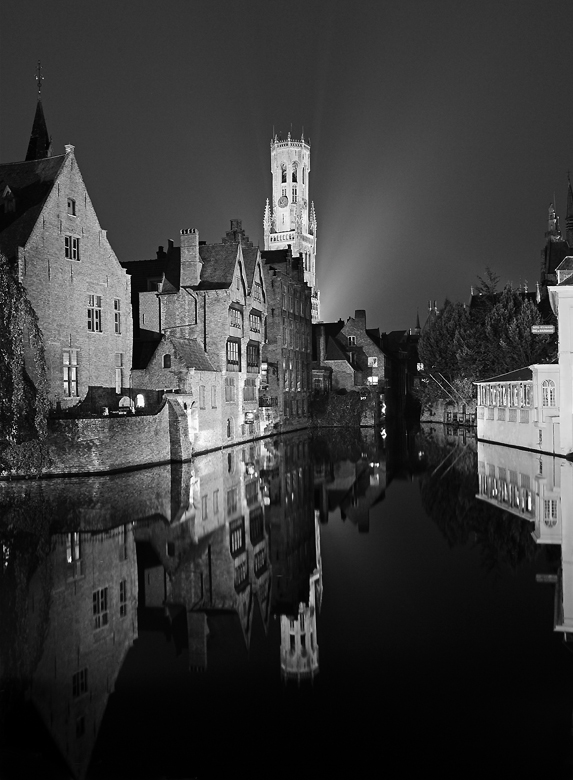 Bruges-V-B&W-01.jpg