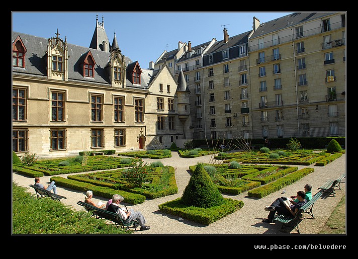 Jardin de lHotel de Sens #1, Paris