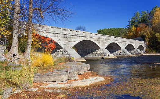 Pakenham 5-Arched Bridge 22398