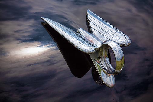 Chrysler Hood Ornament 16913