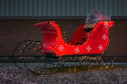 Holiday Lights That Sleigh Me 32186-7