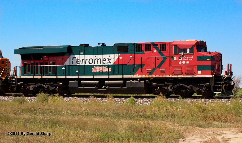ferromex4698_at_keensburg.jpg