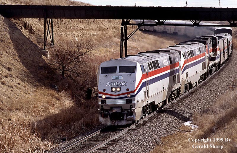 amtrak5_westof_keensburg.jpg