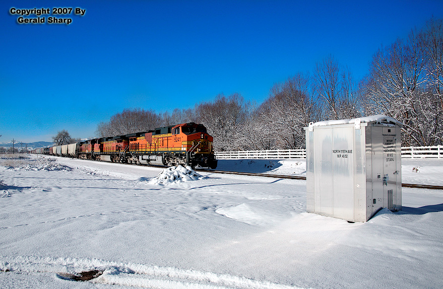BNSF 5241 North At Highland, CO