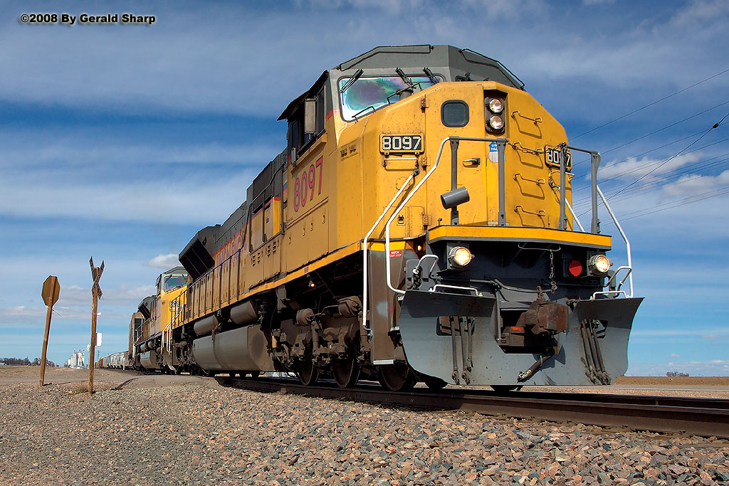 up8097south_at_south_ault.jpg